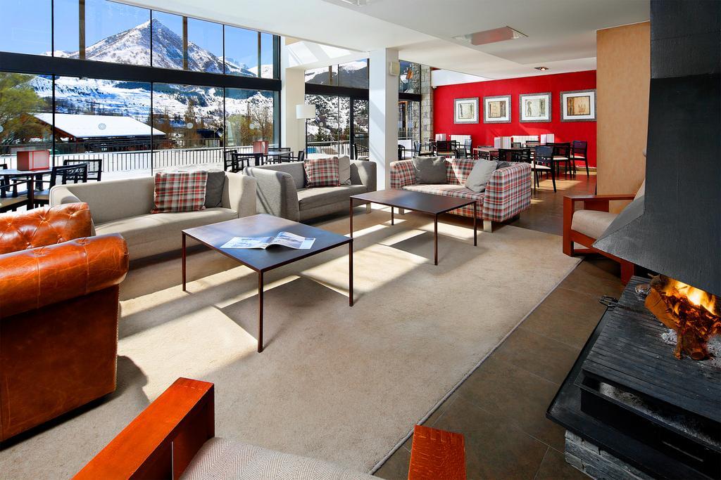 Apartamentos Hg เซร์แลร์ ภายนอก รูปภาพ